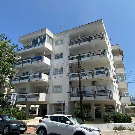 Sunny 2 Bedroom Flat In 아파트 *